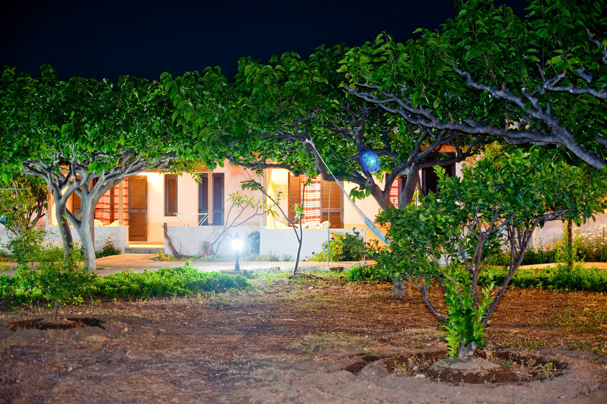 Dolphin Apartments Frangokastello Extérieur photo
